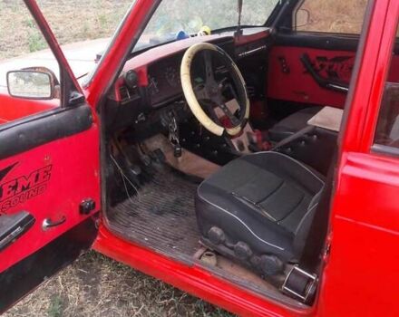 Красный ВАЗ 2105, объемом двигателя 1.5 л и пробегом 150 тыс. км за 1150 $, фото 14 на Automoto.ua
