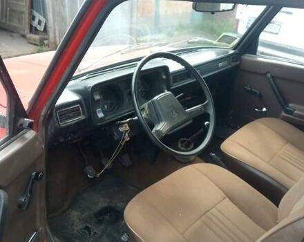 Красный ВАЗ 2105, объемом двигателя 1.3 л и пробегом 59 тыс. км за 1500 $, фото 4 на Automoto.ua