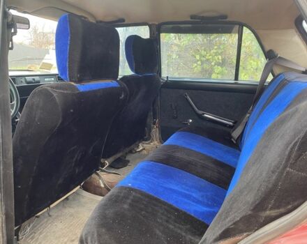 Красный ВАЗ 2105, объемом двигателя 1.3 л и пробегом 777 тыс. км за 525 $, фото 4 на Automoto.ua