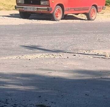 Красный ВАЗ 2105, объемом двигателя 1.2 л и пробегом 27 тыс. км за 900 $, фото 1 на Automoto.ua