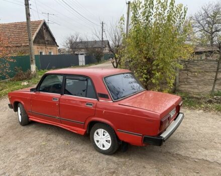 Красный ВАЗ 2105, объемом двигателя 1.3 л и пробегом 777 тыс. км за 525 $, фото 2 на Automoto.ua