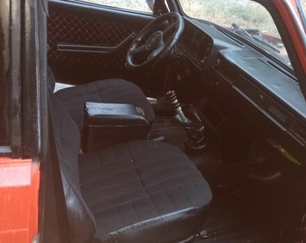 Красный ВАЗ 2105, объемом двигателя 0 л и пробегом 130 тыс. км за 410 $, фото 4 на Automoto.ua