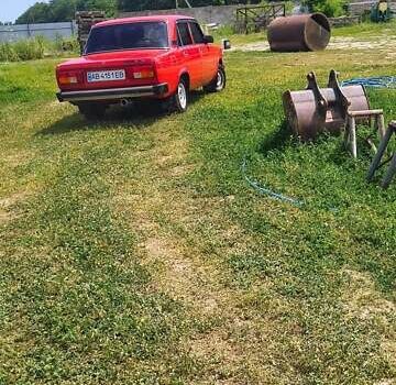Красный ВАЗ 2105, объемом двигателя 1.2 л и пробегом 27 тыс. км за 900 $, фото 3 на Automoto.ua