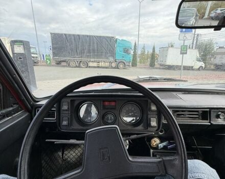 Красный ВАЗ 2105, объемом двигателя 1.3 л и пробегом 40 тыс. км за 708 $, фото 14 на Automoto.ua