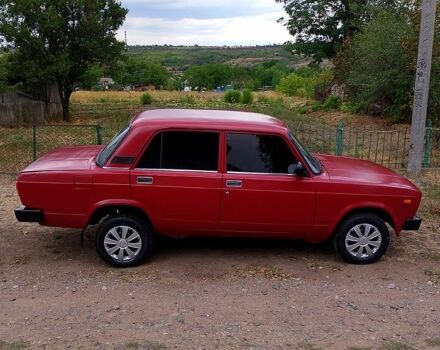 Красный ВАЗ 2105, объемом двигателя 1.2 л и пробегом 0 тыс. км за 600 $, фото 4 на Automoto.ua