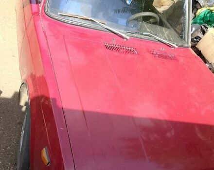 ВАЗ 2105 1988 в Александрие на Automoto.ua Красный ВАЗ 2105, объемом двигателя 1 л и пробегом 40 тыс. км за 840 $, фото 2 на Automoto.ua