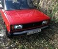 Красный ВАЗ 2105, объемом двигателя 1.5 л и пробегом 120 тыс. км за 332 $, фото 1 на Automoto.ua