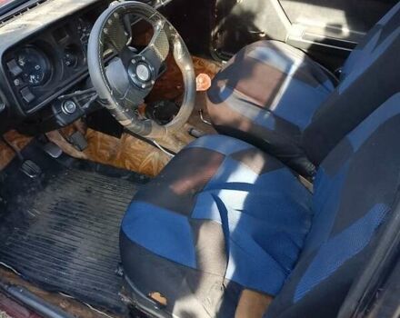 ВАЗ 2105 1988 в Александрие на Automoto.ua Красный ВАЗ 2105, объемом двигателя 1 л и пробегом 40 тыс. км за 840 $, фото 5 на Automoto.ua