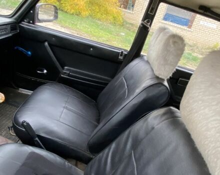 Красный ВАЗ 2105, объемом двигателя 1.3 л и пробегом 70 тыс. км за 916 $, фото 2 на Automoto.ua