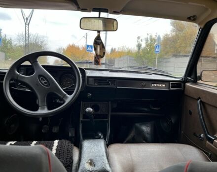 Красный ВАЗ 2105, объемом двигателя 1.3 л и пробегом 63 тыс. км за 999 $, фото 7 на Automoto.ua