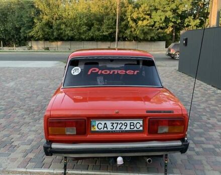 Красный ВАЗ 2105, объемом двигателя 1.3 л и пробегом 50 тыс. км за 1326 $, фото 3 на Automoto.ua