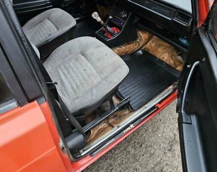 Красный ВАЗ 2105, объемом двигателя 1.3 л и пробегом 200 тыс. км за 600 $, фото 4 на Automoto.ua