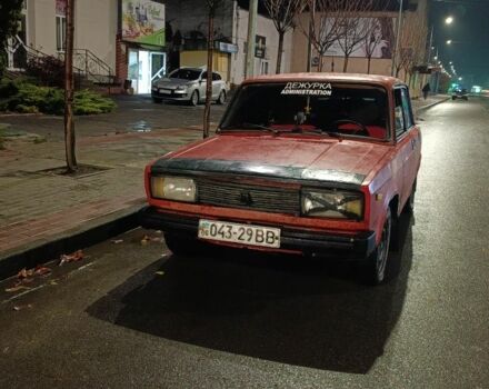 Красный ВАЗ 2105, объемом двигателя 1.5 л и пробегом 19 тыс. км за 355 $, фото 1 на Automoto.ua