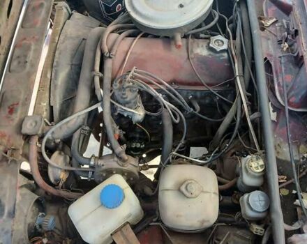 Красный ВАЗ 2105, объемом двигателя 1.5 л и пробегом 80 тыс. км за 620 $, фото 4 на Automoto.ua