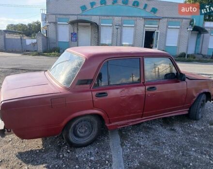 Красный ВАЗ 2105, объемом двигателя 1.5 л и пробегом 80 тыс. км за 620 $, фото 3 на Automoto.ua