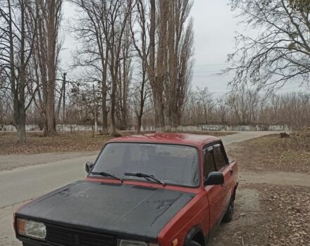 Красный ВАЗ 2105, объемом двигателя 1.3 л и пробегом 65 тыс. км за 649 $, фото 1 на Automoto.ua