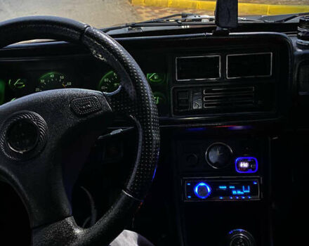 Красный ВАЗ 2105, объемом двигателя 1.7 л и пробегом 100 тыс. км за 800 $, фото 4 на Automoto.ua