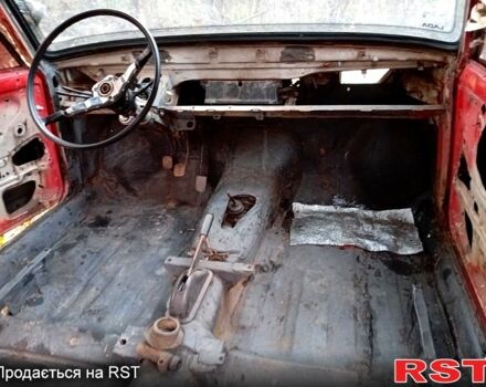 ВАЗ 2105 1990 в Валках на Automoto.ua Красный ВАЗ 2105, объемом двигателя 1.3 л и пробегом 0 тыс. км за 200 $, фото 2 на Automoto.ua