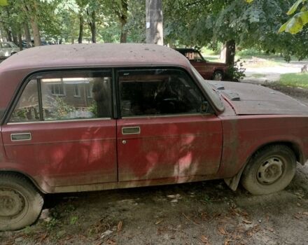 ВАЗ 2105 1990 в Чернигове на Automoto.ua Красный ВАЗ 2105, объемом двигателя 1 л и пробегом 683 тыс. км за 191 $, фото 2 на Automoto.ua