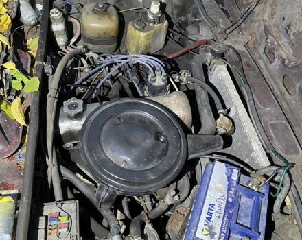 ВАЗ 2105 1990 в Черкассах на Automoto.ua Красный ВАЗ 2105, объемом двигателя 1.5 л и пробегом 3 тыс. км за 580 $, фото 6 на Automoto.ua