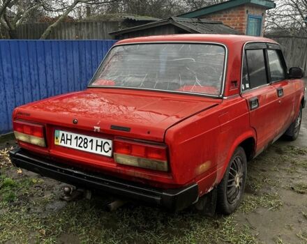 Красный ВАЗ 2105, объемом двигателя 1.5 л и пробегом 80 тыс. км за 556 $, фото 2 на Automoto.ua