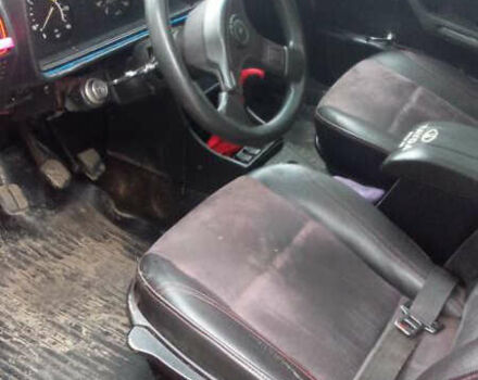 Красный ВАЗ 2105, объемом двигателя 1.2 л и пробегом 274 тыс. км за 850 $, фото 8 на Automoto.ua