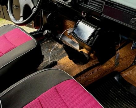 Червоний ВАЗ 2105, об'ємом двигуна 1.5 л та пробігом 100 тис. км за 881 $, фото 13 на Automoto.ua