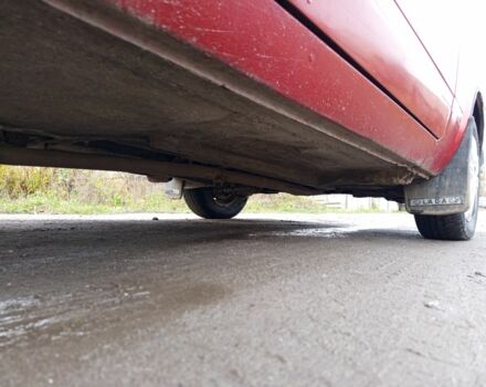 Красный ВАЗ 2105, объемом двигателя 2 л и пробегом 200 тыс. км за 709 $, фото 16 на Automoto.ua