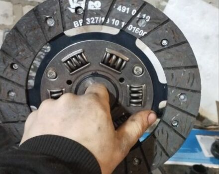 Червоний ВАЗ 2105, об'ємом двигуна 1.3 л та пробігом 40 тис. км за 2000 $, фото 14 на Automoto.ua