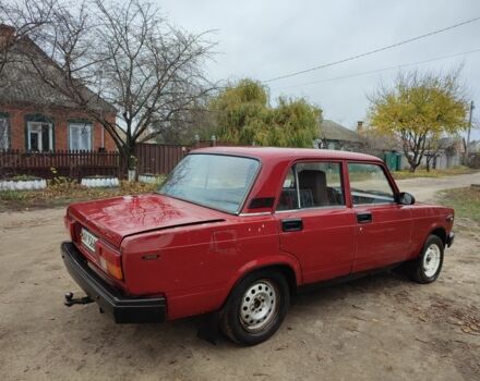 Красный ВАЗ 2105, объемом двигателя 1.5 л и пробегом 100 тыс. км за 400 $, фото 3 на Automoto.ua