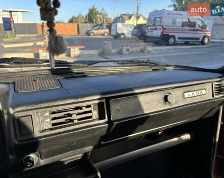 Красный ВАЗ 2105, объемом двигателя 1.5 л и пробегом 96 тыс. км за 1300 $, фото 16 на Automoto.ua