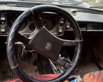 Красный ВАЗ 2105, объемом двигателя 0 л и пробегом 1000 тыс. км за 477 $, фото 4 на Automoto.ua