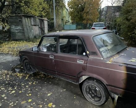 ВАЗ 2105 1990 в Черкассах на Automoto.ua Красный ВАЗ 2105, объемом двигателя 1.5 л и пробегом 3 тыс. км за 580 $, фото 2 на Automoto.ua