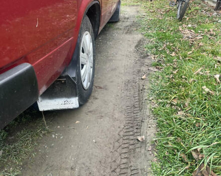 Красный ВАЗ 2105, объемом двигателя 1.2 л и пробегом 150 тыс. км за 1350 $, фото 2 на Automoto.ua