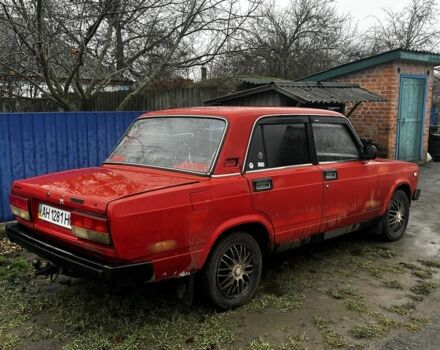 Красный ВАЗ 2105, объемом двигателя 1.5 л и пробегом 80 тыс. км за 556 $, фото 1 на Automoto.ua