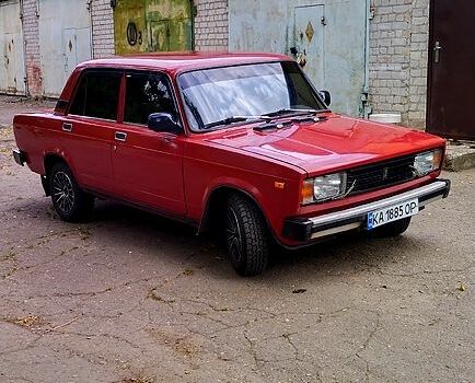 Красный ВАЗ 2105, объемом двигателя 1.3 л и пробегом 337 тыс. км за 1000 $, фото 1 на Automoto.ua