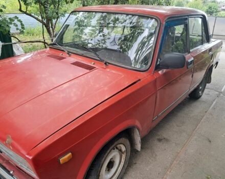Красный ВАЗ 2105, объемом двигателя 0 л и пробегом 112 тыс. км за 650 $, фото 2 на Automoto.ua