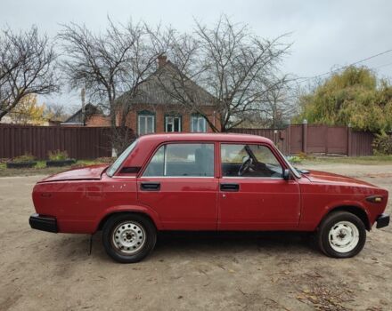 Красный ВАЗ 2105, объемом двигателя 1.5 л и пробегом 100 тыс. км за 400 $, фото 1 на Automoto.ua