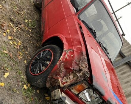 ВАЗ 2105 1991 в Печенегах на Automoto.ua Красный ВАЗ 2105, объемом двигателя 1.2 л и пробегом 3 тыс. км за 357 $, фото 1 на Automoto.ua