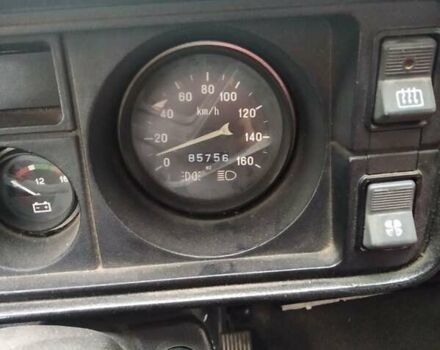 Красный ВАЗ 2105, объемом двигателя 1.5 л и пробегом 60 тыс. км за 600 $, фото 2 на Automoto.ua