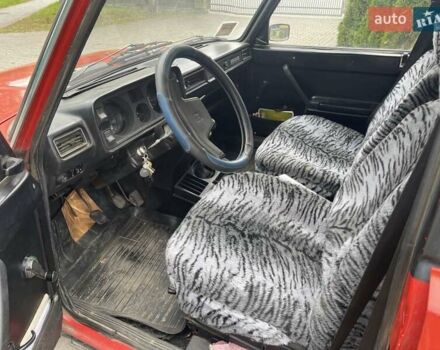 Червоний ВАЗ 2105, об'ємом двигуна 1.2 л та пробігом 86 тис. км за 950 $, фото 7 на Automoto.ua