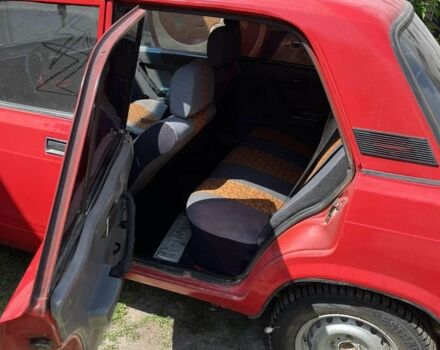 ВАЗ 2105 1991 в Черновцах на Automoto.ua Красный ВАЗ 2105, объемом двигателя 1.2 л и пробегом 200 тыс. км за 715 $, фото 5 на Automoto.ua