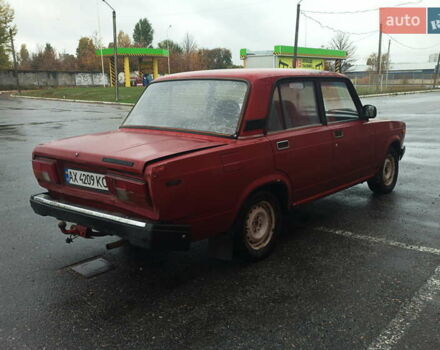 Красный ВАЗ 2105, объемом двигателя 1.5 л и пробегом 146 тыс. км за 800 $, фото 4 на Automoto.ua