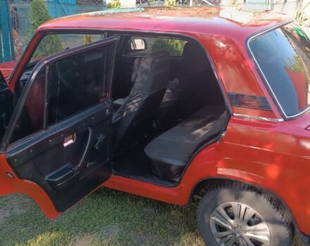 Червоний ВАЗ 2105, об'ємом двигуна 1.5 л та пробігом 1 тис. км за 1183 $, фото 2 на Automoto.ua