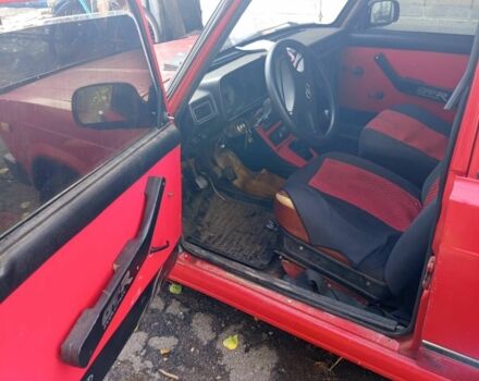 ВАЗ 2105 1992 в Новомосковске на Automoto.ua Красный ВАЗ 2105, объемом двигателя 0 л и пробегом 23 тыс. км за 800 $, фото 2 на Automoto.ua