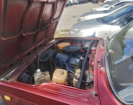 ВАЗ 2105 1992 в Кропивницком (Кировограде) на Automoto.ua Красный ВАЗ 2105, объемом двигателя 1.5 л и пробегом 200 тыс. км за 1400 $, фото 5 на Automoto.ua