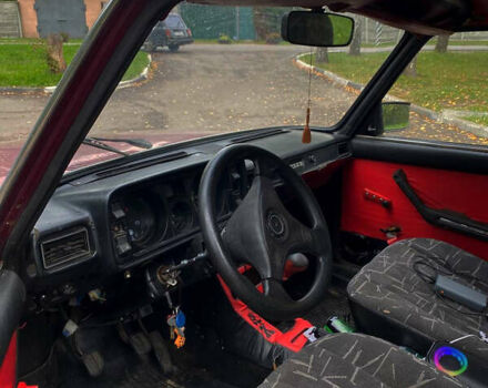 Червоний ВАЗ 2105, об'ємом двигуна 1.5 л та пробігом 58 тис. км за 361 $, фото 4 на Automoto.ua