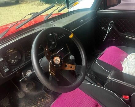 Красный ВАЗ 2105, объемом двигателя 1.5 л и пробегом 71 тыс. км за 834 $, фото 4 на Automoto.ua