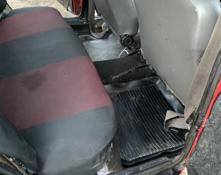 Красный ВАЗ 2105, объемом двигателя 1.5 л и пробегом 200 тыс. км за 475 $, фото 6 на Automoto.ua