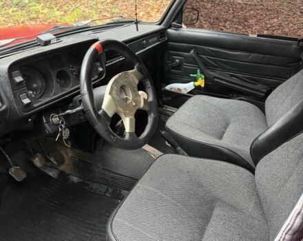 Красный ВАЗ 2105, объемом двигателя 1.5 л и пробегом 98 тыс. км за 650 $, фото 5 на Automoto.ua